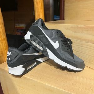 Nike Airmac 90 Men’s Black & White Sneakers